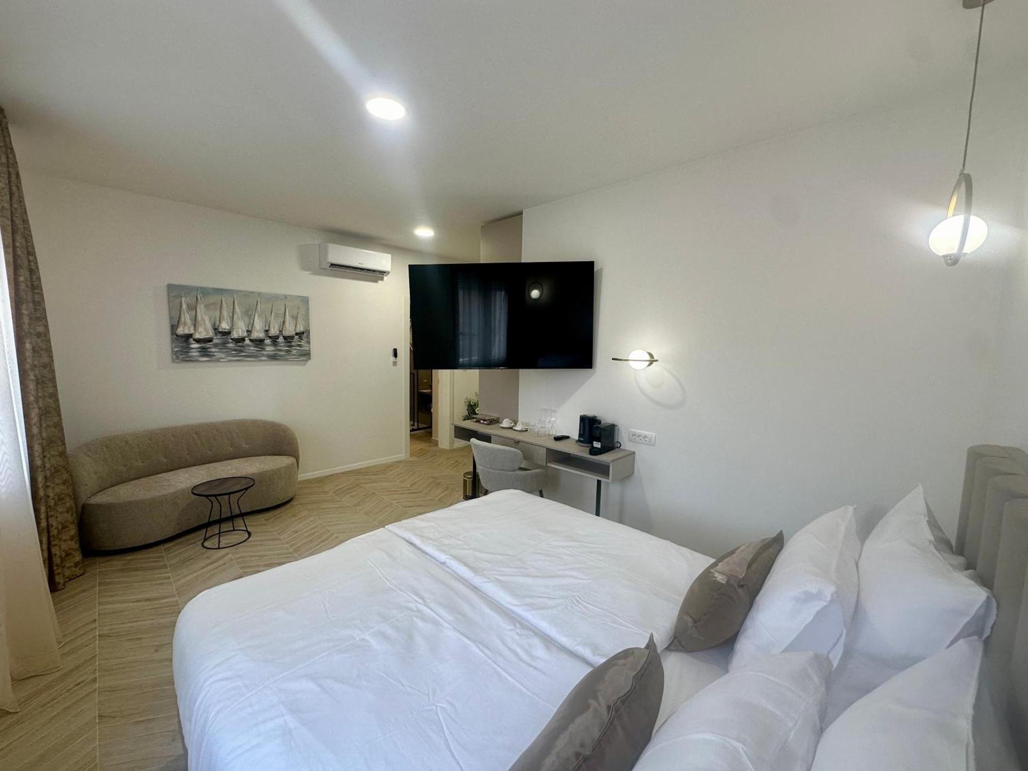 Mariani Luxury Rooms In Center Split Kültér fotó