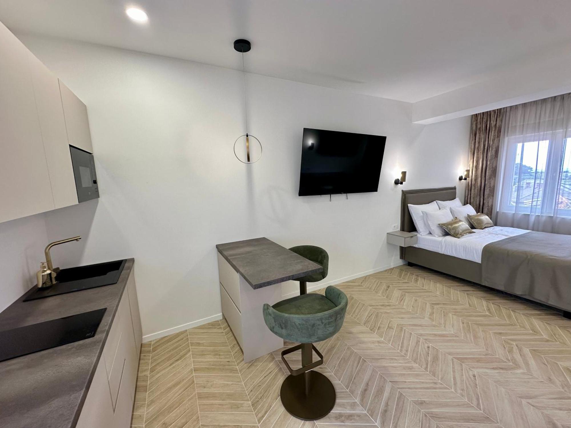 Mariani Luxury Rooms In Center Split Kültér fotó